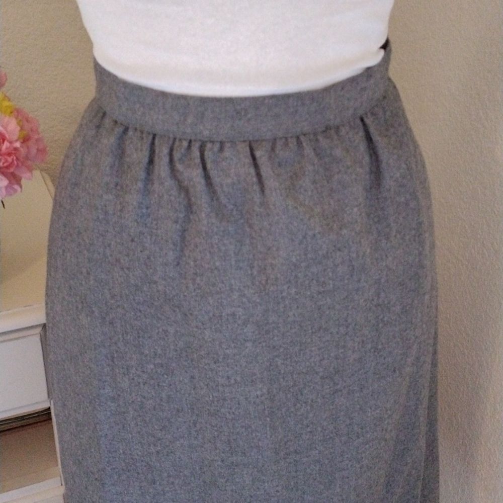 Vintage Cassidy Gray Wool Skirt - Picture 2 of 8